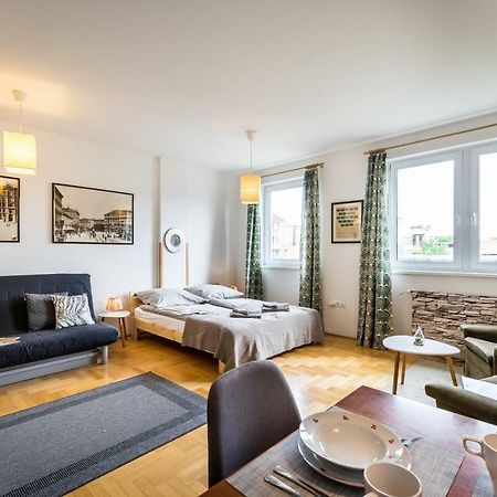 Bpr Hello Hollo Apartment Boedapest Buitenkant foto
